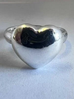Quality 925 Sterling Silver Heart Ring • 2.38 Grams • Size - L - Image 1 of 4