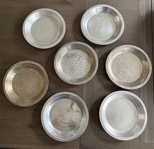 7 Vintage Bakers Square/Poppin Fresh Aluminum Pie Tins one w/Holes - Picture 1 of 4