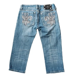 Miss Me Capri Shorts Womens 28 Fits 29" Rhinestone Distressed Denim # JP5109 - Picture 1 of 16