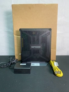 Netgear C7000V2 Negro AC1900 DOCSIS 3.0 Doble Banda WiFi Cable Módem Router - Imagen 1 de 12