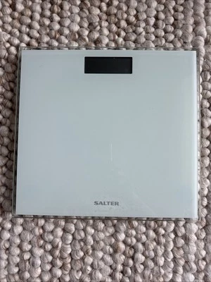 Báscula de baño Salter digital pantalla LCD plataforma de vidrio + batería extra - WH3R Foto 1 de 2