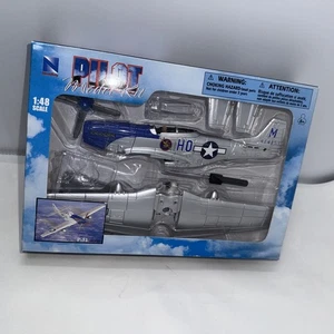 WWII War Plane P-51 Mustang (Maßstab 1:48) - NewRay Modellflugzeug Bausatz - NEU - Bild 1 von 6