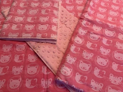 NUEVO Pink Kitty Gats Bebé Niña Franela Recepción Manta Eructo y Cambio Set 4 PIEZAS Foto 1 de 4