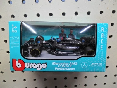 Mercedes Burago 2023 negro - AMG F1 W14 E Lewis Hamilton Foto 1 de 4