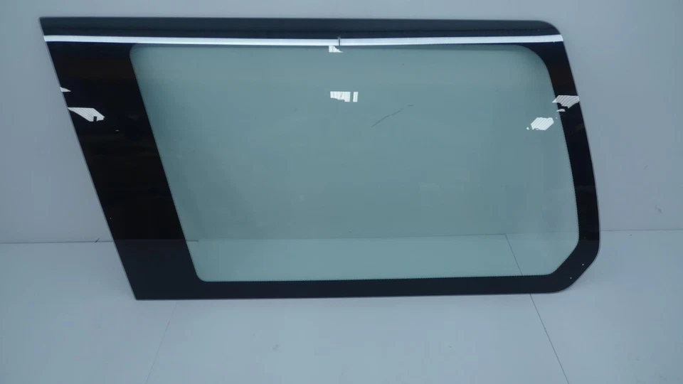 MITSUBISHI PAJERO LEFT REAR SIDE GLASS NM-NP 05/2000-10/2006 MR221933 664050 - image 1 of 3