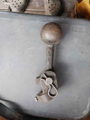 Antique PRIME-MILW BR 1090 7” Locomotive Cast Iron Bell Clapper - Very Rare - Image 1 of 4