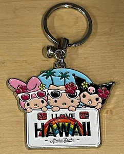 Schlüsselanhänger Hello Kitty Sanrio Gruppe I Love Hawaii Nummernschild Metall - Bild 1 von 2