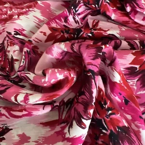 Fabric Poly Cotton W 110cm L 160cm Pink Tropical Pattern VGC Rare Vintage - Picture 1 of 7