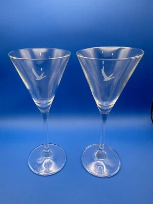 Grey Goose Martini Glasses Long Stem Etched Goose Set of 2 Etched Logo 7 1/2" Foto 1 de 4