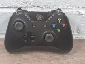 Official Microsoft Xbox One Wireless Controller - Black (1537) Tested - Picture 1 of 8