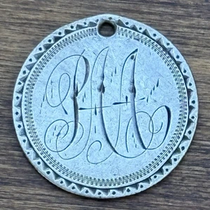 1890 Sitzende Freiheit Groschen Liebesmedaille mit Monogramm PAA Antik Silber Charm gelocht - Bild 1 von 4