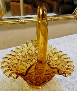 Vintage Fenton Gold Amber Diamond Panel Ruffled Edge 8" Basket - Picture 1 of 5
