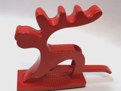 Nußknacker "Roter Elch" - Bild 1 von 4