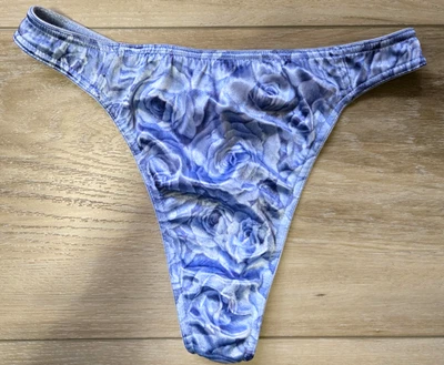 Vintage Victoria's Secret Floral Silky Second Skin Satin Thong Panties M *READ* - Image 1 of 4