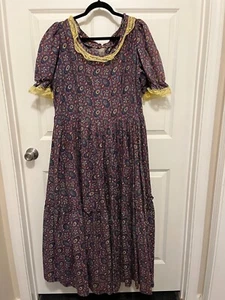 Woman Colonial Pioneer Costume Renaissance size 18-20 Handmade Flowy Dress - Picture 1 of 2