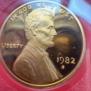 1982 S Lincoln Memorial Mint Proof Penny from Original US Proof Set 1 Cent Coin - Picture 1 of 10