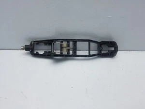 MB 320 W210 99-02 Driver DERECHA Puerta Trasera Exterior Manija Cerradura Cojinete Soporte - Imagen 1 de 11