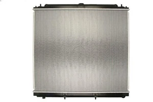 Radiador, refrigeración del motor DENSO DRM46042 para NAVARA NP300 2.5 2006- - Imagen 1 de 8