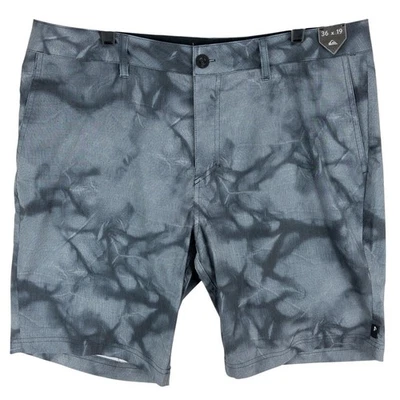 Bermuda masculina Quiksilver anfíbio 36x11 cinza logotipo geométrico mistura poli - Imagem 1 de 4