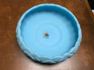 VINTAGE Fenton Baby Blue Frosted Glass Candy Dish, Water lilies, approx. 8,5” - Picture 1 of 5