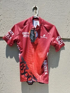 Camicia da ciclismo Hincapie da uomo mezza cerniera Drury Hotels Tour of Missouri --Nuova - Foto 1 di 3