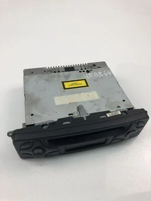 UK2854 MERCEDES-BENZ CD RADIO Contrôle A2038202286 [PIN/CODE NON INCLUS] - Photo 1/4