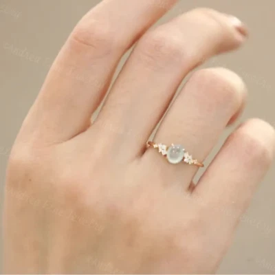 Anillo de jadeíta real de oro macizo de 18k Foto 1 de 4