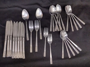 Customcraft CUS3 Fleur de Lis Stainless Flatware Mixed Lot 31 Pcs - Picture 1 of 4