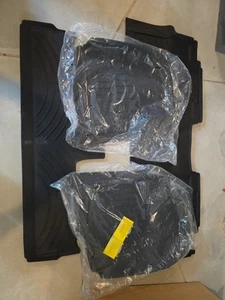 WeatherTech 4412952IM Piso - Alfombra Paquete 4 Piezas 1ª, 2ª, 3ª Fila ¡Nuevo! - Imagen 1 de 9