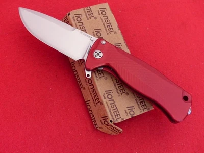 LionSteel Italy new in box red framelock Sleipner tool steel knife - Image 1 of 4