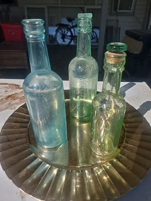 Lote de 3 Botellas Lea Y Perrins 2 Con Tapones Muy Lindas.  Foto 1 de 4