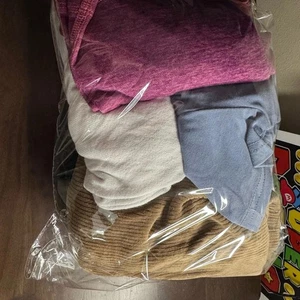 Girls Mixed Lot of 6-8 Size Clothing - Picture 1 of 5