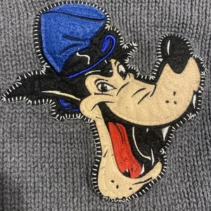 Disney Big Bad Wolf Chunky Knit Gray Pullover Sweater Kids Medium Embroidered - Picture 1 of 3