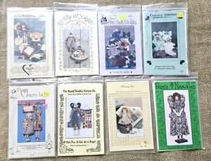 8 Vintage New Uncut Primitive Doll Patterns And Instructions - Picture 1 of 5