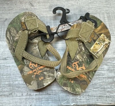 NEW Boy Toddler REAL-TREE Camo Flip Flops Sandals Size S (5/6) - Image 1 of 4