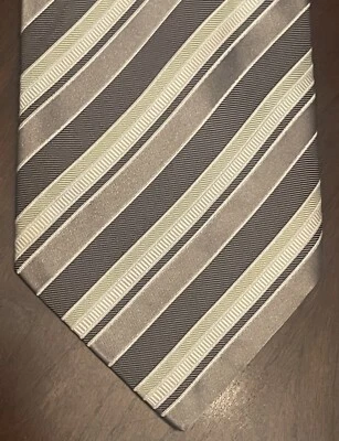 Corbata de cuello Banana Republic 92 % seda 8 % algodón para hombre hecha en Italia Foto 1 de 4