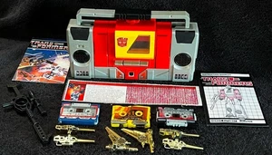 1985 BLASTER • 100% COMPLETE w/3 CASSETTES • G1 VINTAGE TRANSFORMERS - Picture 1 of 9