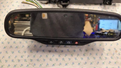 2007-2013 Chevy Silverado Sierra Rearview Mirror On star Auto Dim OEM 15816792 - Image 1 of 3