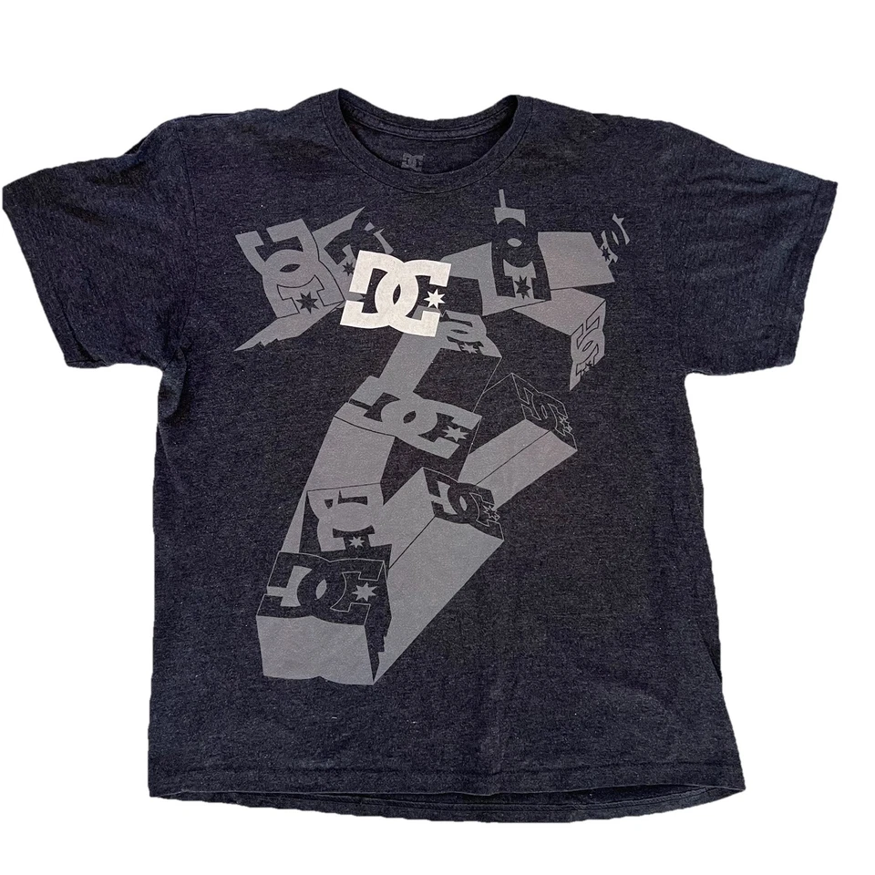 Vintage Y2K DC Shoes Logo Graphic T Shirt Men's Medium Black Skater Grunge RARE - Image 1 of 4