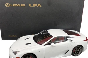 AUTOart Signature 1/18 Lexus LFA Whitest White 78831 - Picture 1 of 12