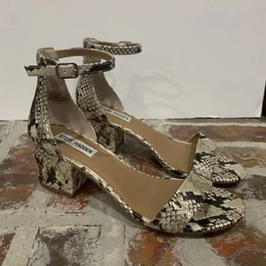 Steve Madden Mujer Zapatos Irenee Serpiente Vestido Sandalias Tacones Talla 9 Mediano Dorado - Imagen 1 de 4