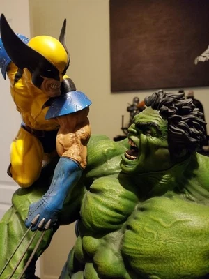 Sideshow Collectibles Hulk vs. Wolverine Maquette Estatua Versión Exclusiva Foto 1 de 4