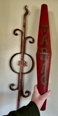 VINTAGE METAL TABAC FRENCH SIGN WITH BRACKET TOBACCONIST VERY OLD 24 1/2" - Image 1 of 4