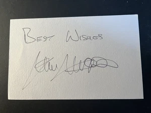 JIM LEIGHTON - FORMER MANCHESTER UNITED FOOTBALLER - SIGNED WHITE CARD - Picture 1 of 1