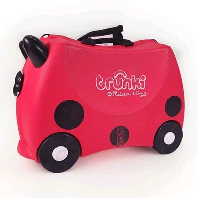 Maleta de viaje para niños Melissa & Doug Trunki Ladybug roja Foto 1 de 4