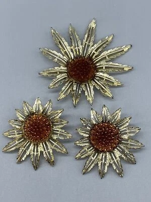 Conjunto de broche/alfiler y clip vintage de topacio floral tono dorado Sarah Coventry Foto 1 de 4