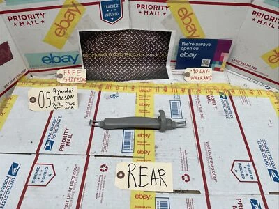 05-09 HYUNDAI TUCSON INTERIOR TRASERO MANGO AGARRE TECHO ASISTENCIA GRIS SE ADAPTA A DIESTRO DERECHO Foto 1 de 3