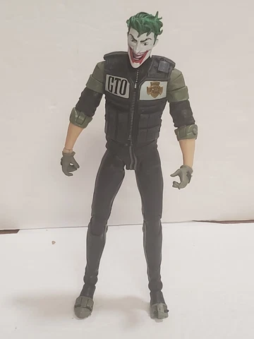 DC Multiverse 7 Inch THE JOKER (WHITE KNIGHT)FIGURE McFarlane Toys BROKEN FOOT Cover