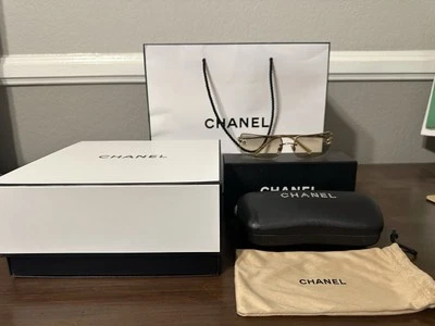 Gafas de sol vintage CHANEL estrás logotipo CC sin montura dorado estuche rígido con cubierta  Foto 1 de 4