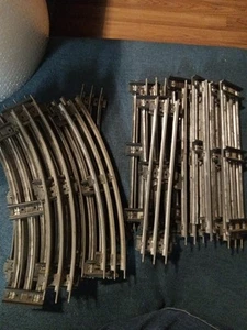 Lionel O Gauge 3 Rail Vintage Curve Track Straight Track 26 Piece Lot - Picture 1 of 1